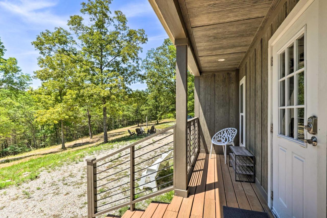 Branson Tiny Home On 52 Acres With Private Lake! Exterior foto