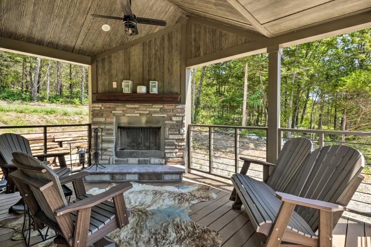 Branson Tiny Home On 52 Acres With Private Lake! Exterior foto